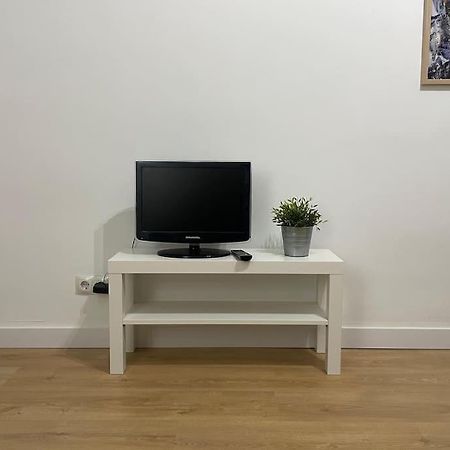 Plaza Rio B Apartment Madrid Bagian luar foto