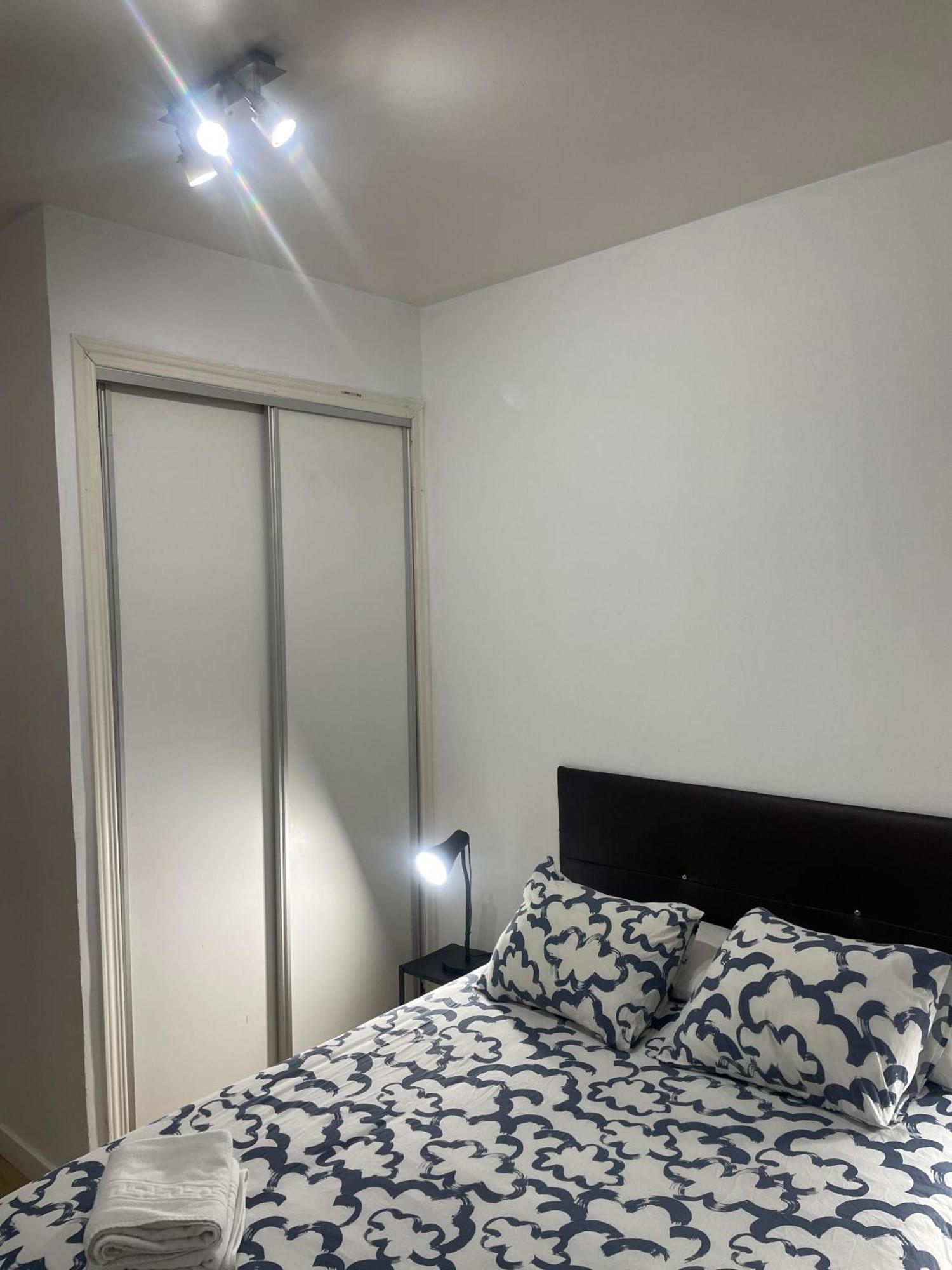 Plaza Rio B Apartment Madrid Bagian luar foto