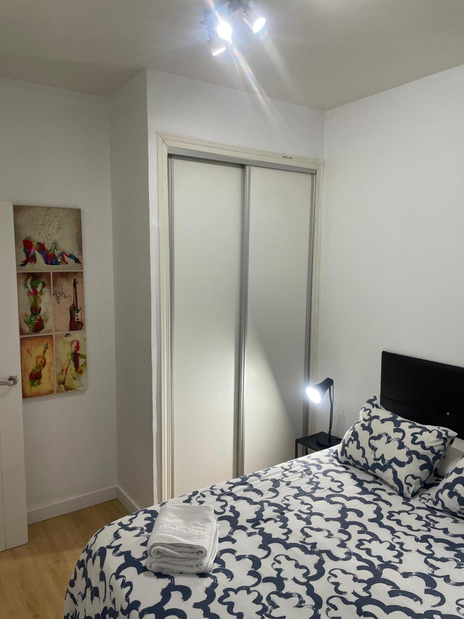 Plaza Rio B Apartment Madrid Bagian luar foto
